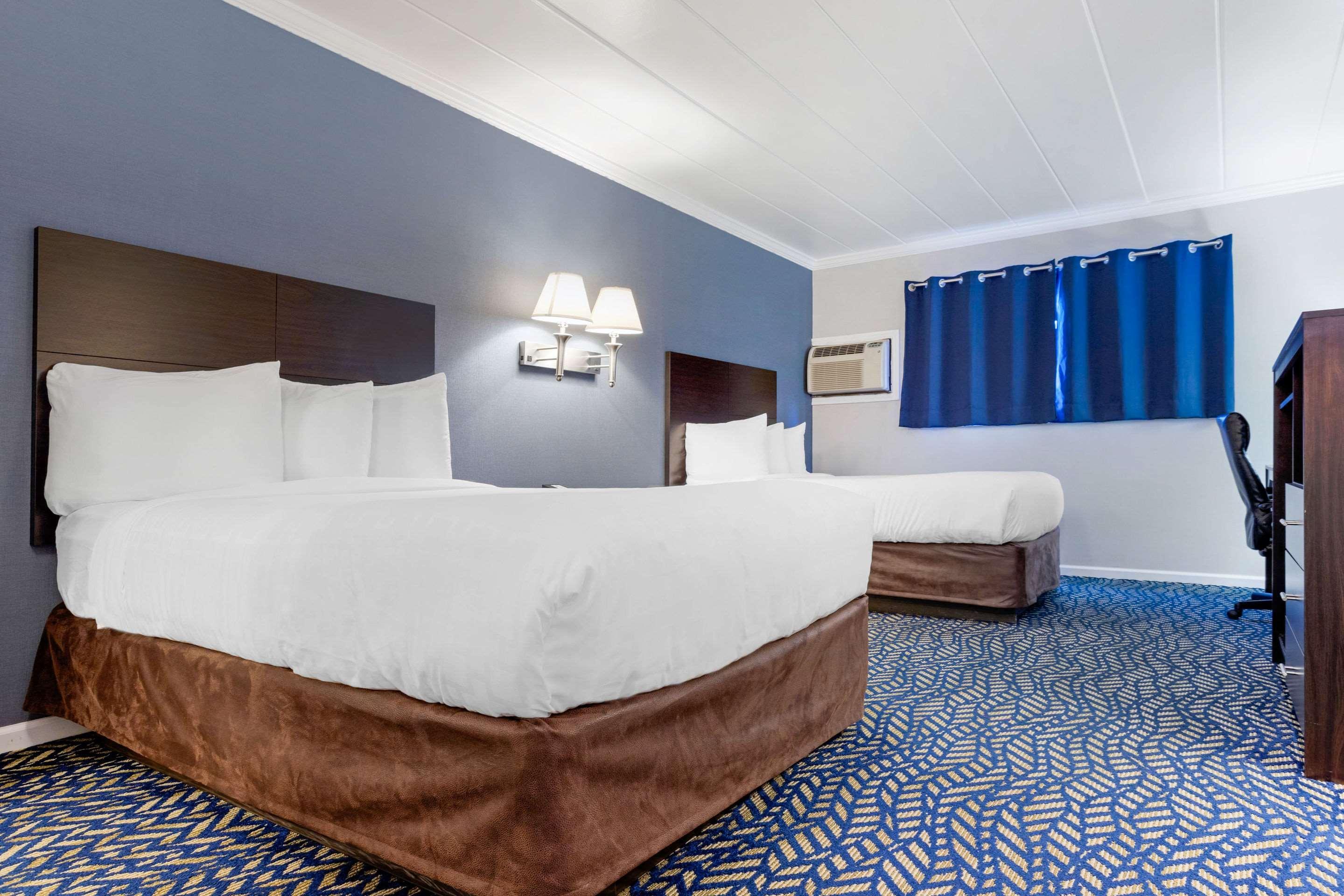 Econo Lodge Гіксвілл Екстер'єр фото