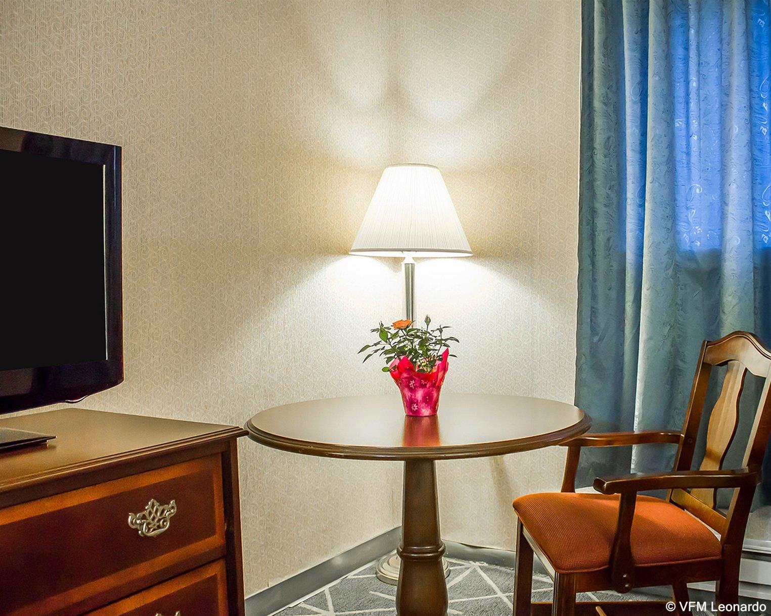 Econo Lodge Гіксвілл Екстер'єр фото