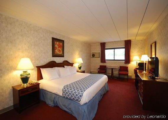 Econo Lodge Гіксвілл Номер фото